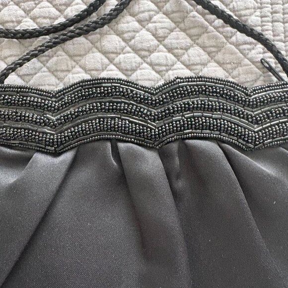 Vintage Almondo Black Evening Bag Beaded Trim Ruched Formal Clutch Purse EUC - Picture 3 of 8